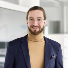 Avatar for Leo Hanisch from gravatar.com