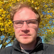 Avatar for Robert Howe from gravatar.com