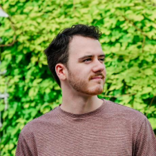 Avatar for Logan Hunt from gravatar.com