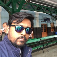 Avatar for Mayukh Sarkar from gravatar.com