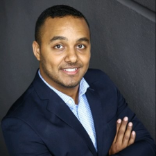 Avatar for Rafael Foster from gravatar.com