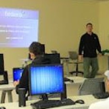 Avatar for lbazan from gravatar.com