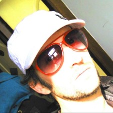 Avatar for Laurent Bovet from gravatar.com