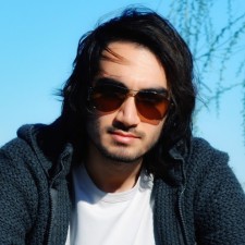 Avatar for farhad niknam from gravatar.com