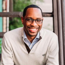 Avatar for Reuben Cummings from gravatar.com