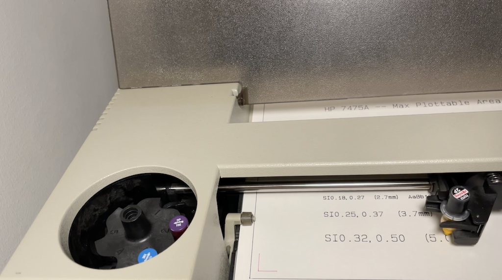 HP 7475A Plotter