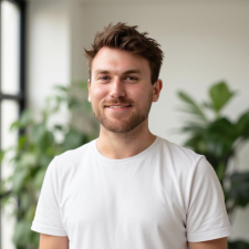 Avatar for Nico Knoll from gravatar.com
