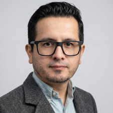 Avatar for David Loor from gravatar.com