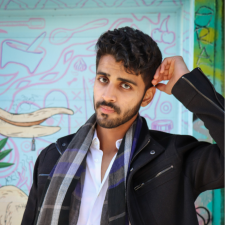 Avatar for Aayush Naik from gravatar.com