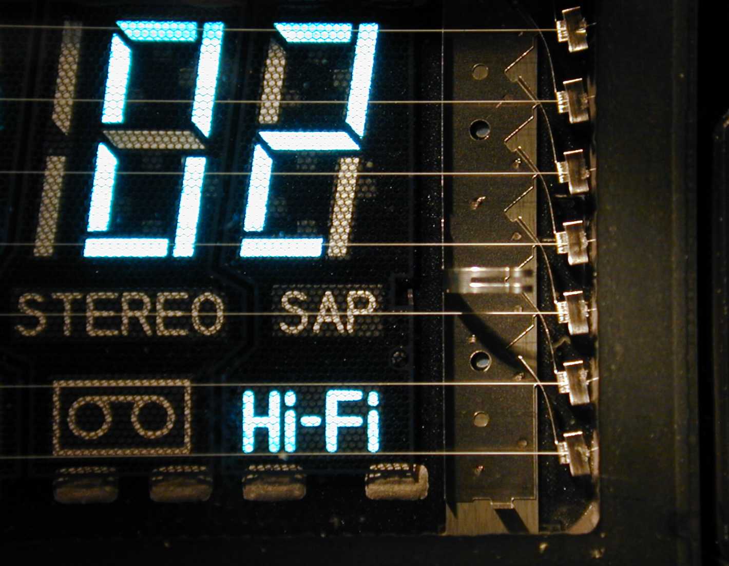Example of a VFD in a Hi-Fi Sterio System