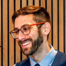 Avatar for mek from gravatar.com