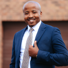 Avatar for Monde Dimanda from gravatar.com