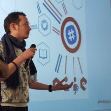 Avatar for Adrien Becchis from gravatar.com