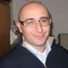 Avatar for Sandro Vecchiarelli from gravatar.com