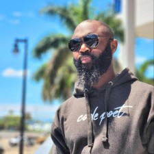 Avatar for marcelluseasley from gravatar.com