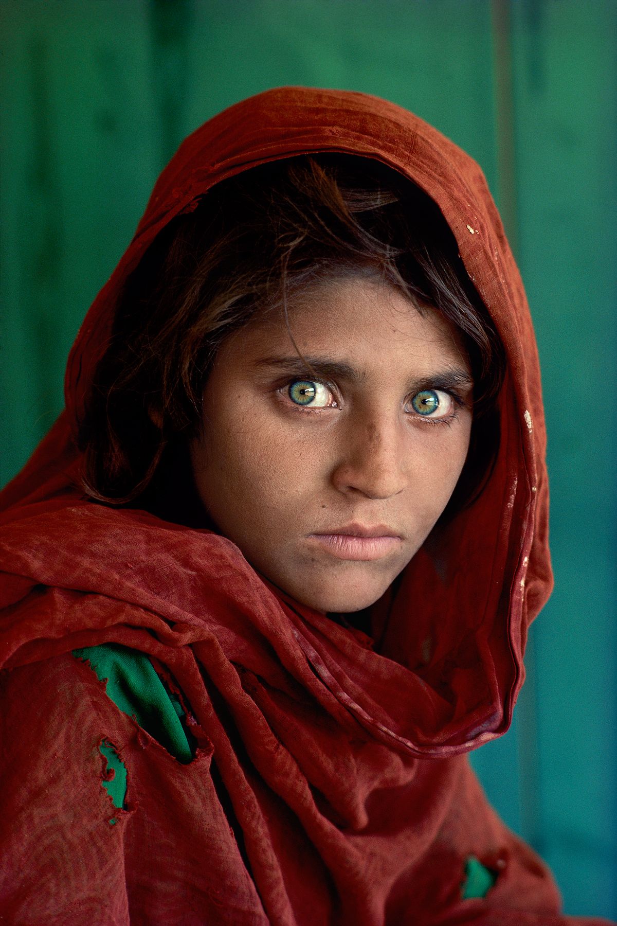 Famous afghan girl, real photography, original image