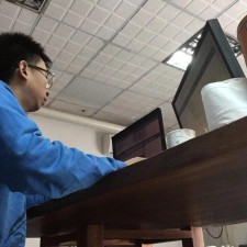 Avatar for Hong-She Liang from gravatar.com