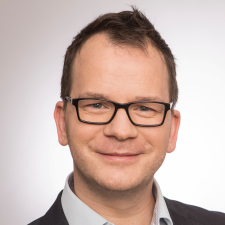 Avatar for Peter Balogh from gravatar.com