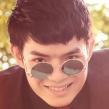 Avatar for Huang Yi from gravatar.com
