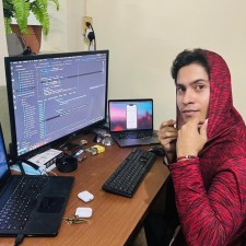 Avatar for Luis Correa from gravatar.com