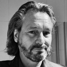 Avatar for Rijn Buve from gravatar.com