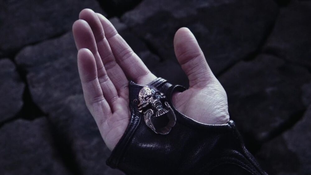 Madou Ring Zaruba on Kouga's Hand