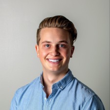 Avatar for Luke Shay from gravatar.com