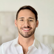 Avatar for Rúben Garrido from gravatar.com