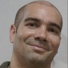 Avatar for Petrônio Cândido de Lima e Silva from gravatar.com