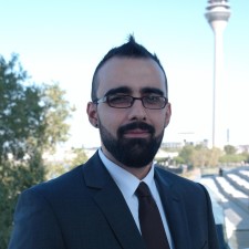 Avatar for Özer S. from gravatar.com