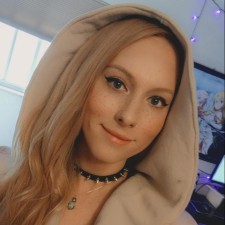 Avatar for Zoe Farmer from gravatar.com