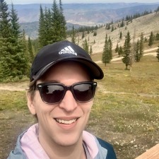 Avatar for Taylor Steinberg from gravatar.com