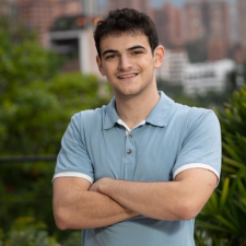 Avatar for Alexander Frutkin from gravatar.com