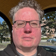 Avatar for Tony Thibault from gravatar.com