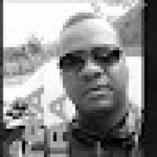 Avatar for luis sophos from gravatar.com