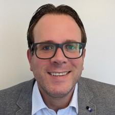 Avatar for azmo from gravatar.com