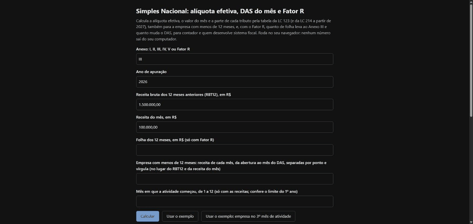 A página calcula o exemplo do Anexo III e depois o mesmo mês pelo Fator R