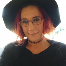 Avatar for Joni Hayes from gravatar.com