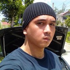 Avatar for rudeb0t from gravatar.com