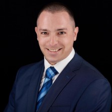 Avatar for Marat Strelets from gravatar.com