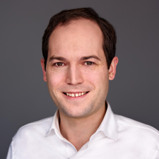 Avatar for Adolfo Ochagavía from gravatar.com