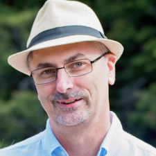 Avatar for Barry Drake from gravatar.com