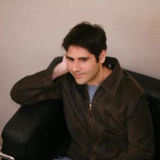 Avatar for erezo from gravatar.com