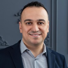Avatar for Mazdak.Rezvani from gravatar.com