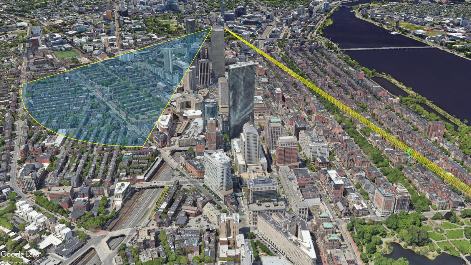A point-to-point Fresnel-zone tube and antenna coverage wedges drawn in 3D over Google Earth
