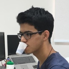 Avatar for Eduwardo Horibe from gravatar.com