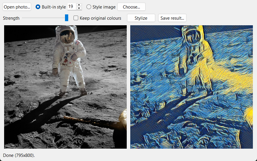 The desktop window with an astronaut photo and a stylized copy