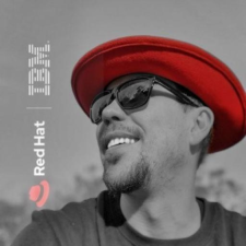 Avatar for luckylittle from gravatar.com