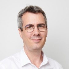 Avatar for Laurent Maumet from gravatar.com