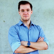 Avatar for Robert Kiewisz from gravatar.com